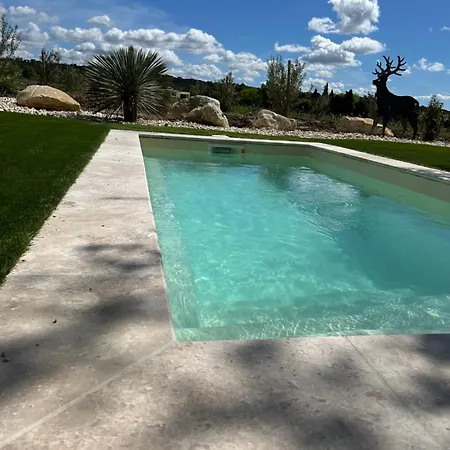 Hébergement de vacances Cabanon Douillet Les Vignes Rousset-les-Vignes