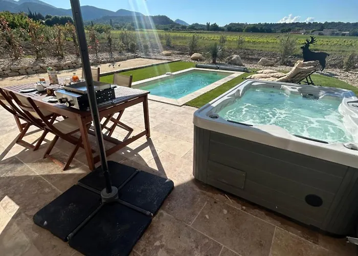Cabanon Douillet Les Vignes Dom wakacyjny *